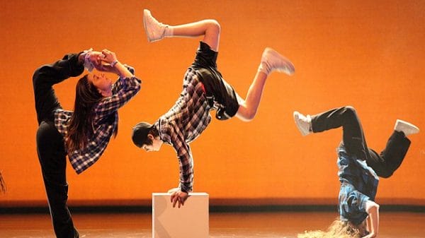 Young Lyric Summer classes now on sale